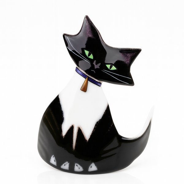 Curved Cat